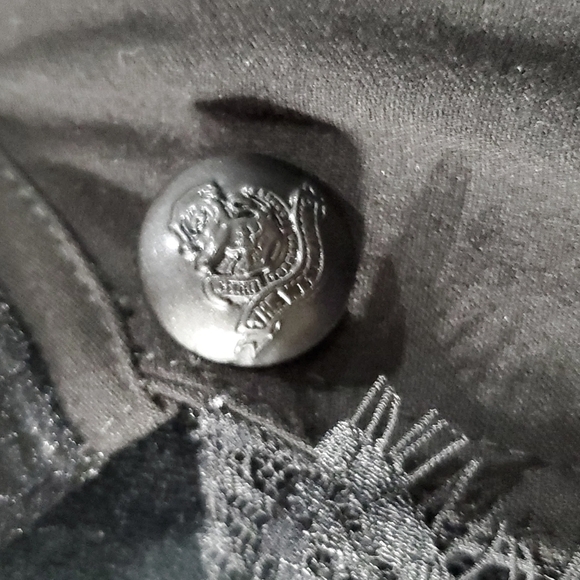 2OH Threads black velvet trim lace trim open front black blazer 🔥 - Picture 4 of 12